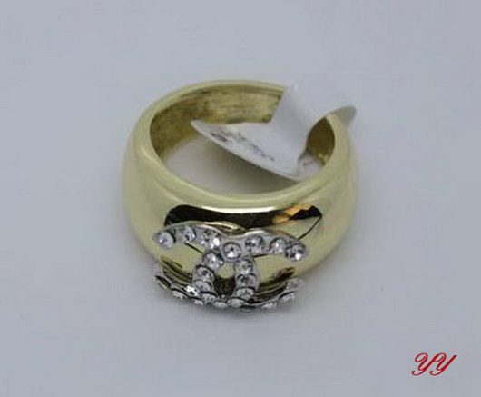 Anello Chanel Modello 42